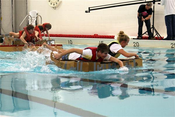 2015 MWHS Engineering Regatta 