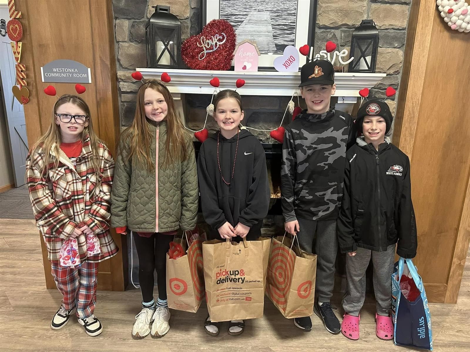  Grandview Students Deliver Valentines to Harrison Bay Residents
