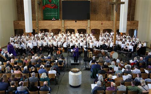 Bel Canto Choir Performs 'Suffrage Cantata' with Bella Lumina