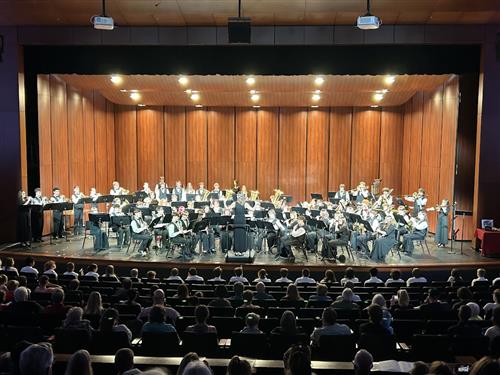 MWHS Bands Present 2025 Senior Awards