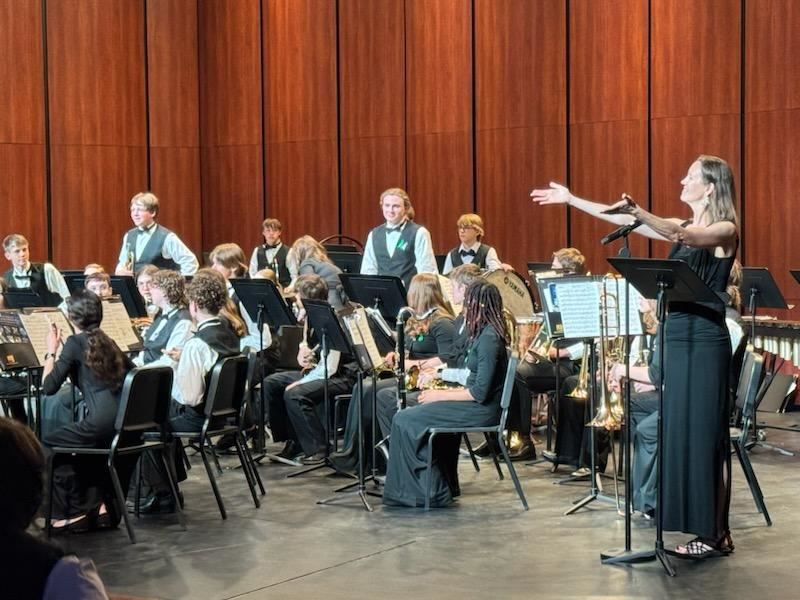  MWHS Bands Present 2025 Senior Awards