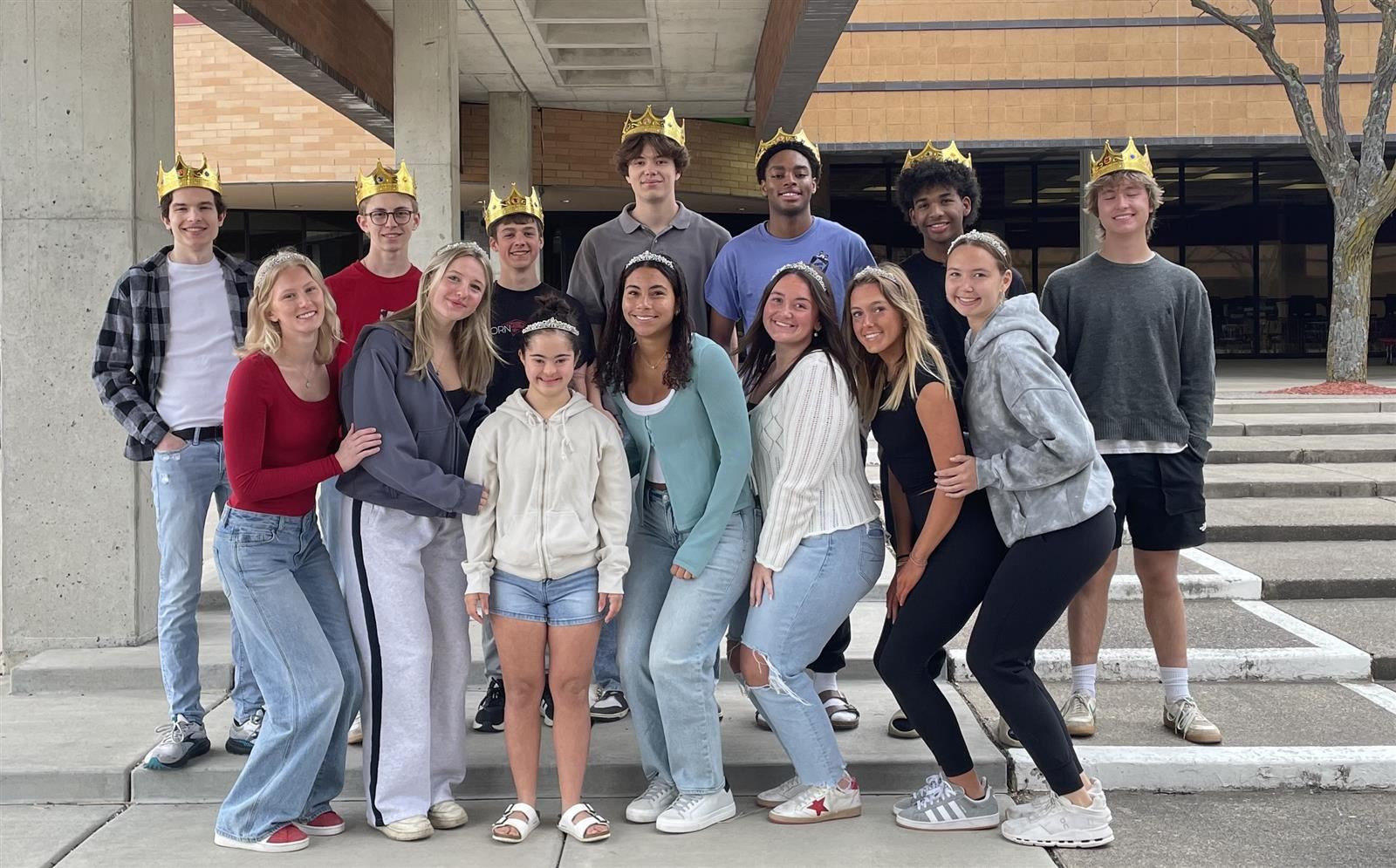  prom court