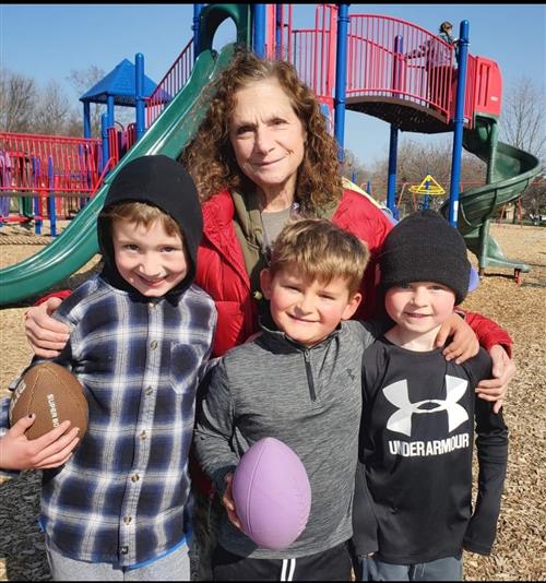 Denise with 3 kids